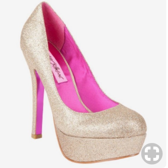 SOLD Betsey Johnson Glitter Pump - Picture 1 of 3